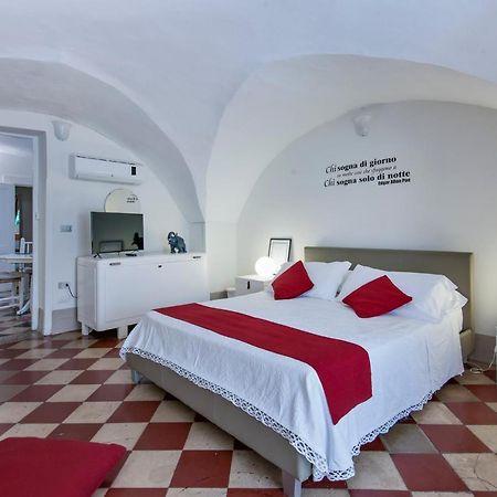 Le Stanze Del Poeta Bed and Breakfast Lecce Esterno foto