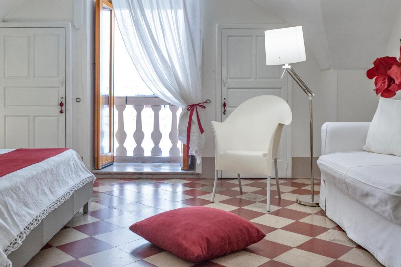 Le Stanze Del Poeta Bed and Breakfast Lecce Esterno foto