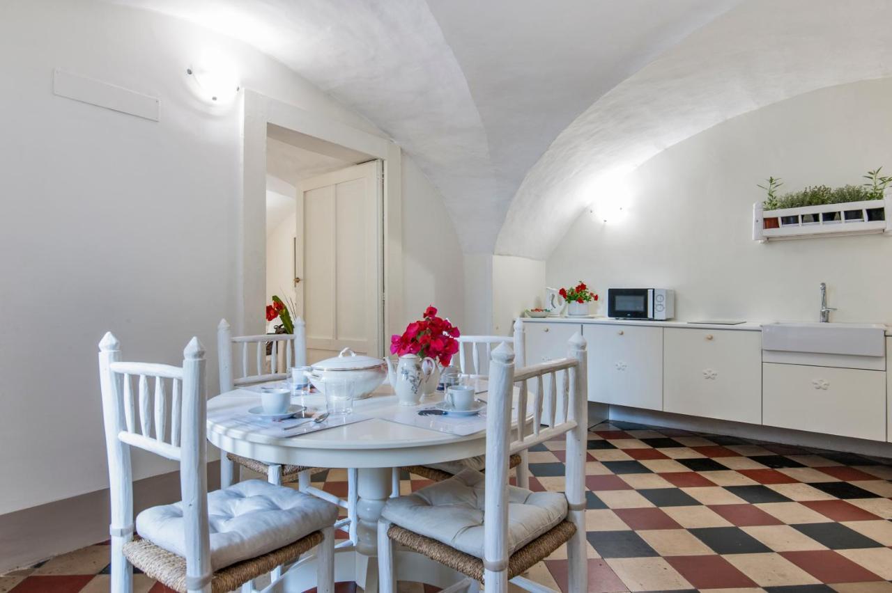 Le Stanze Del Poeta Bed and Breakfast Lecce Esterno foto