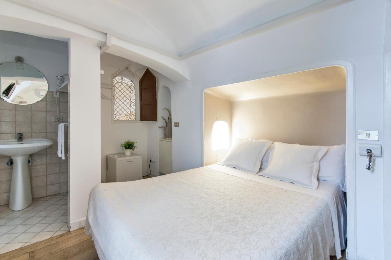 Le Stanze Del Poeta Bed and Breakfast Lecce Esterno foto