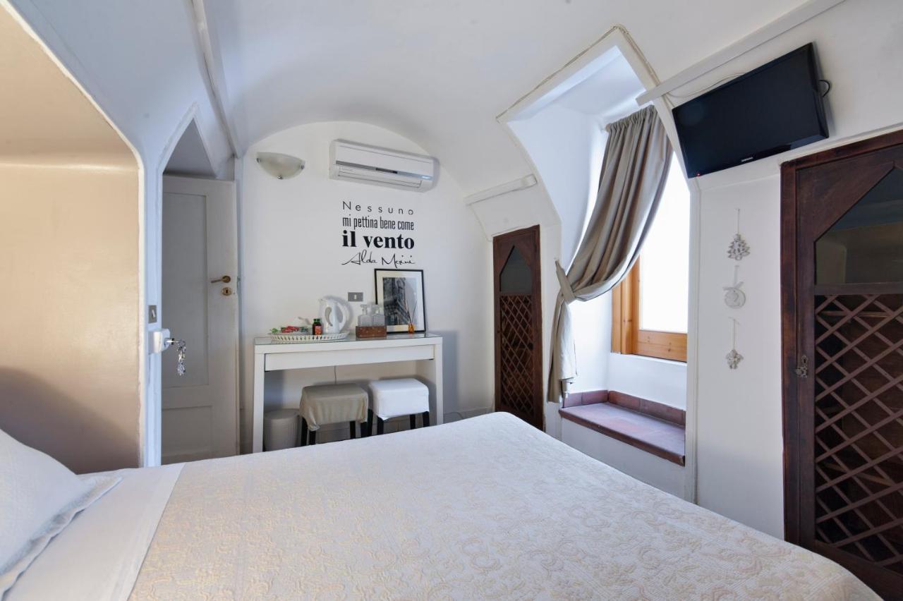 Le Stanze Del Poeta Bed and Breakfast Lecce Esterno foto